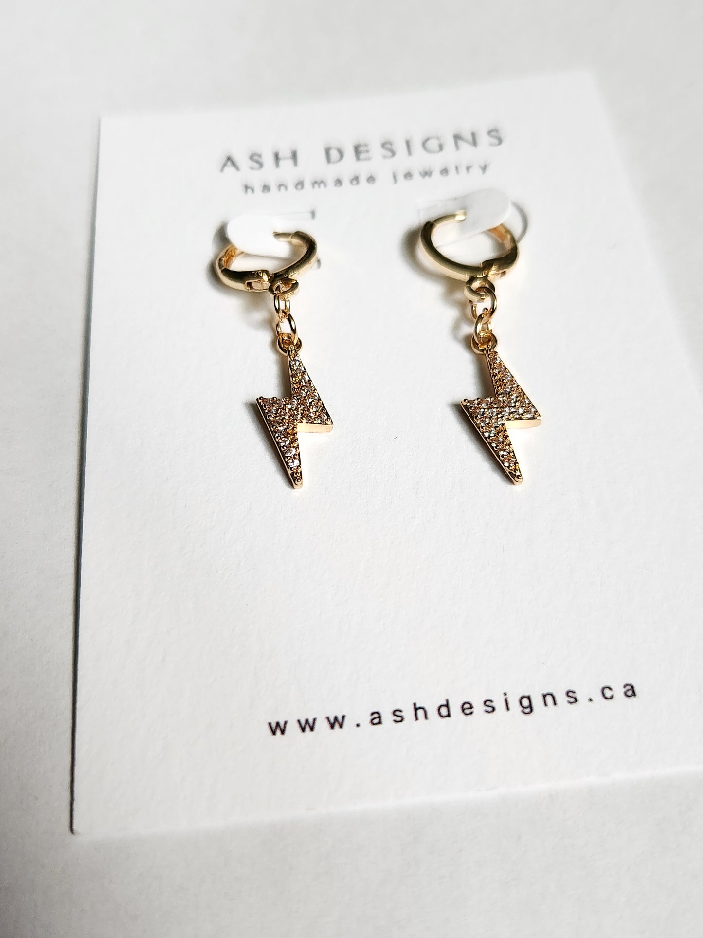 Lightning Bolt Huggies